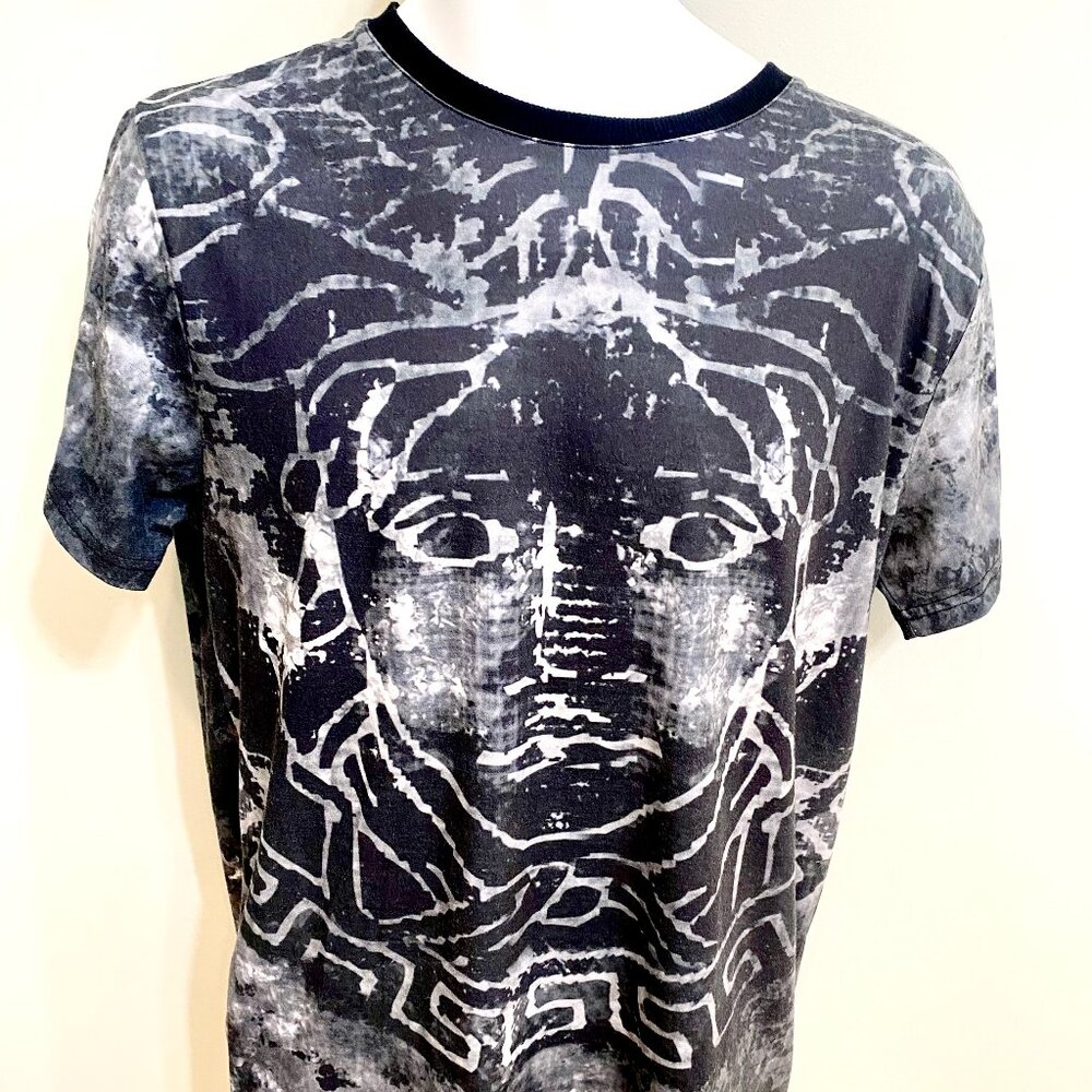 VERSACE ORIGINAL BLACK/WHITE T-SHIRT RELAX FIT MEN MEDIUM